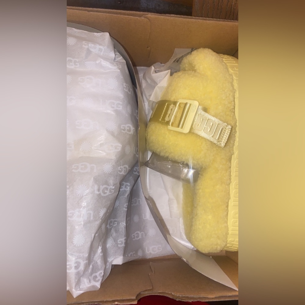 ugg slides